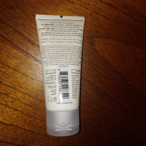 Curlsmith Multi-tasking Conditioner - Picture 2 of 3